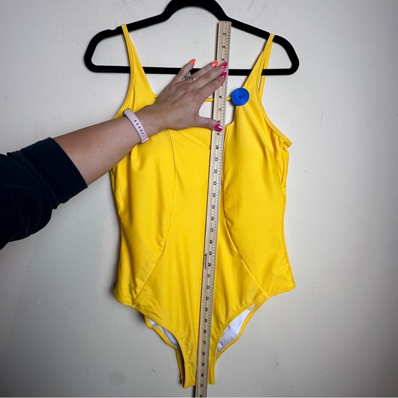 Cupshe Bright Yellow One-Piece Swimsuit NWT Retro Blue Button Cheeky Size XXL - Picture 14 of 16